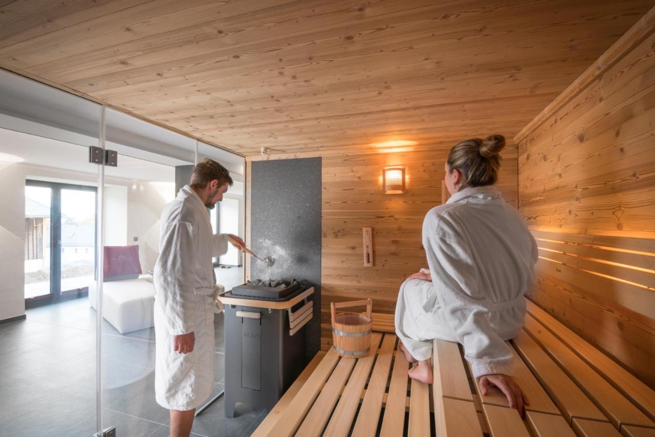 Chalet-Ferienwohnung Giebeltraum, 115 Qm, Wellness/Fitness/Sauna - Bergroedelhof Feilitzsch 외부 사진