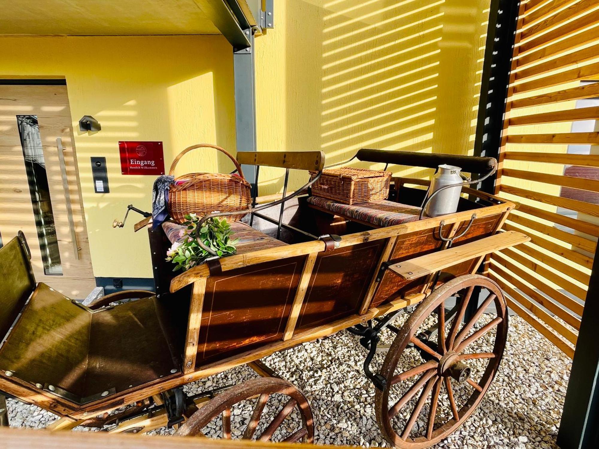 Chalet-Ferienwohnung Giebeltraum, 115 Qm, Wellness/Fitness/Sauna - Bergroedelhof Feilitzsch 외부 사진