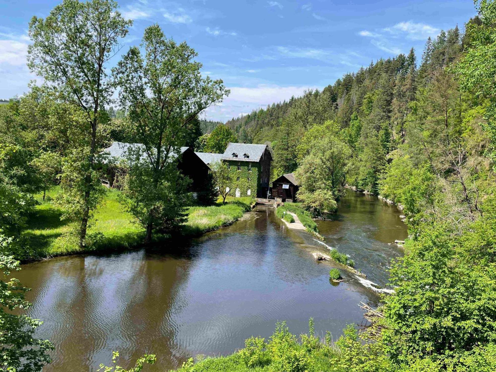 Chalet-Ferienwohnung Giebeltraum, 115 Qm, Wellness/Fitness/Sauna - Bergroedelhof Feilitzsch 외부 사진